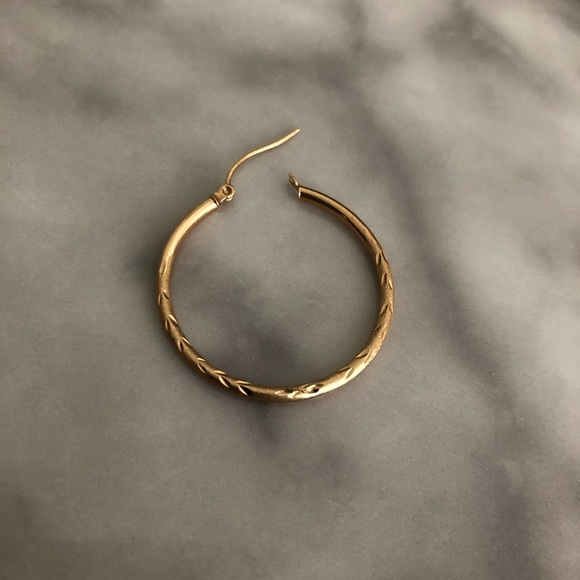 14KT Gold Diamond Cut Hoop Earrings - Picture 2 of 4